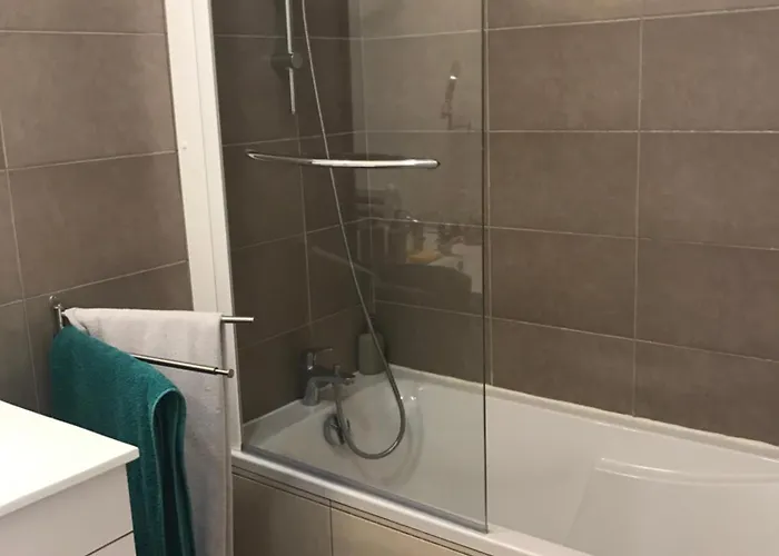 Salines De Giens Apartment