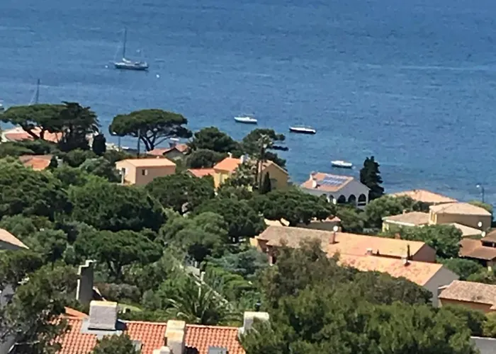Salines De Giens Apartment Hyères
